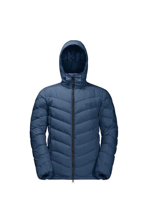 Fairmont jack wolfskin shop