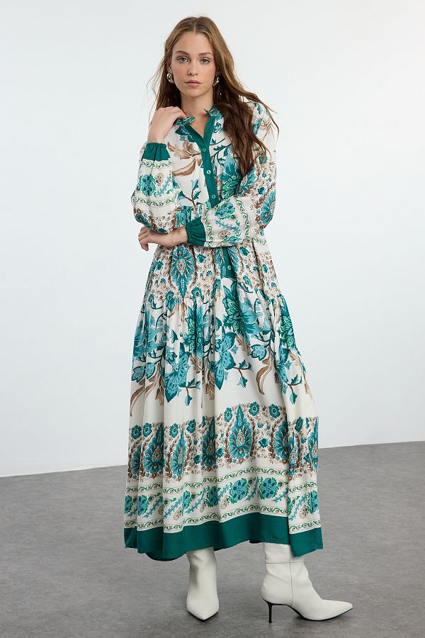 Trendyol Modest-فستان منسوج من الفيسكوز باللون الأخضر TCTSS24EB00221 1