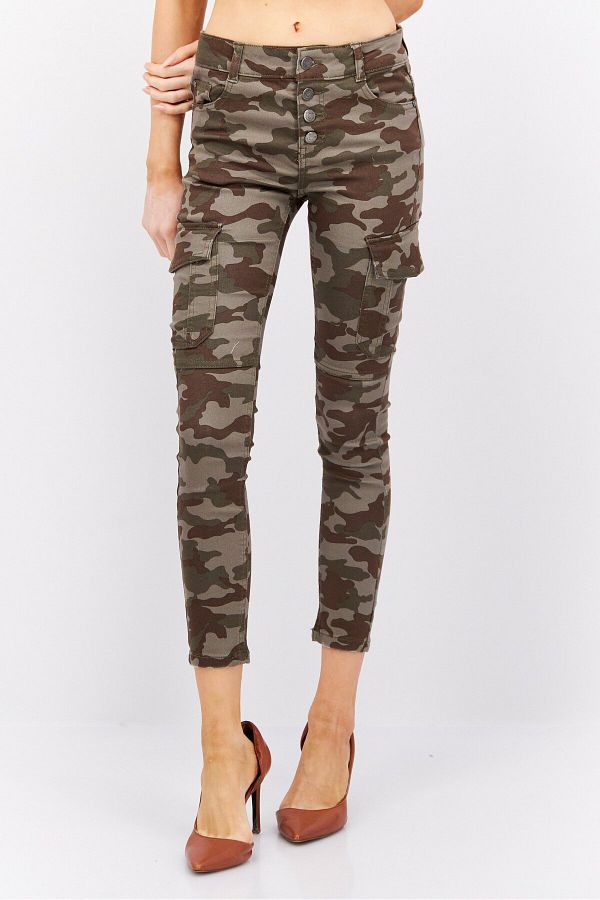 Don t Call Me Jennyfer Women Skinny Fit Camouflage Cargo Pants Olive Combo Trendyol
