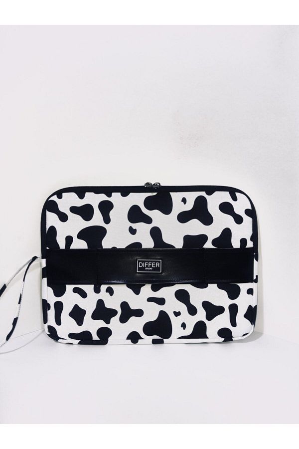 Differ-14 Inch Cow Pattern Macbook/laptop/notebook/tablet Case 1