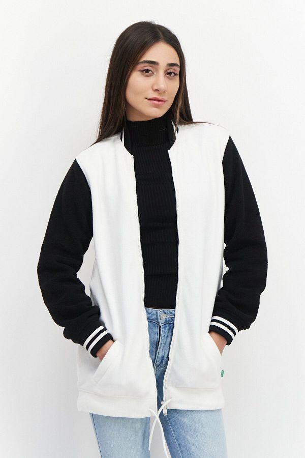 Levi s Women Plain Soft Shell Jacket White Black Trendyol