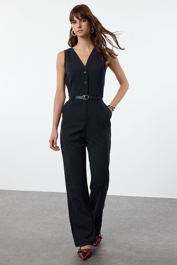 Trendyol Collection-Marineblauer, gestreifter, langer Overall mit Gürtel TWOAW25TU00005 1