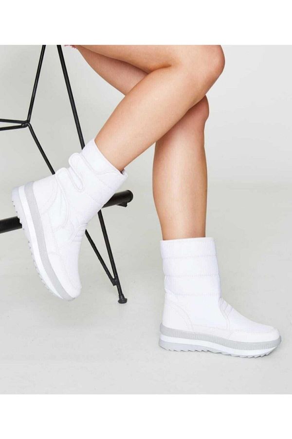 Mnz shoes discount