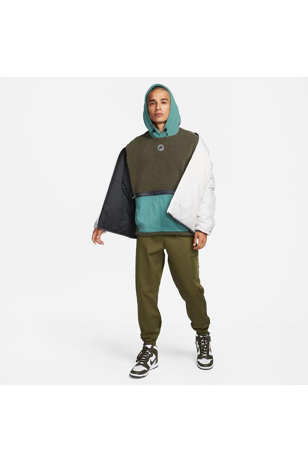 Nike Sports Sweatshirt Green Slim fit Trendyol