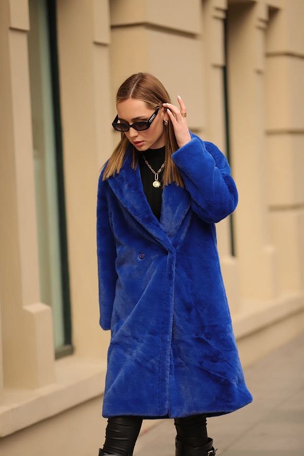 Ragazze Ventenni LONG PLUSH COAT Trendyol