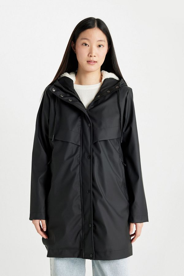 Faux fur lined raincoat outlet