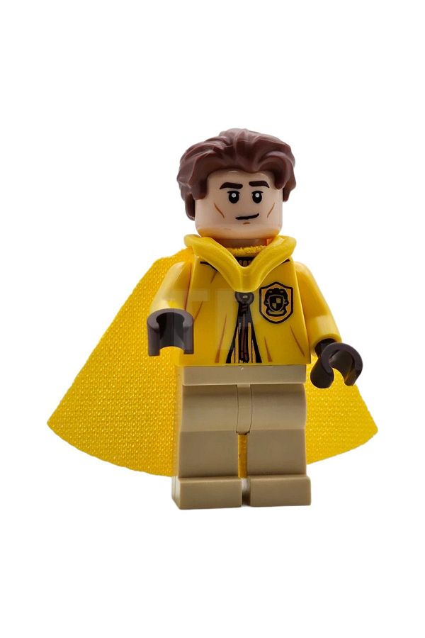 LEGO-HARRY POTTER - Cedric Diggory Minifigure with Hoodie and Cloak Uniform 1