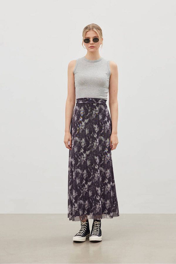 Long tulle skirt 90s clearance