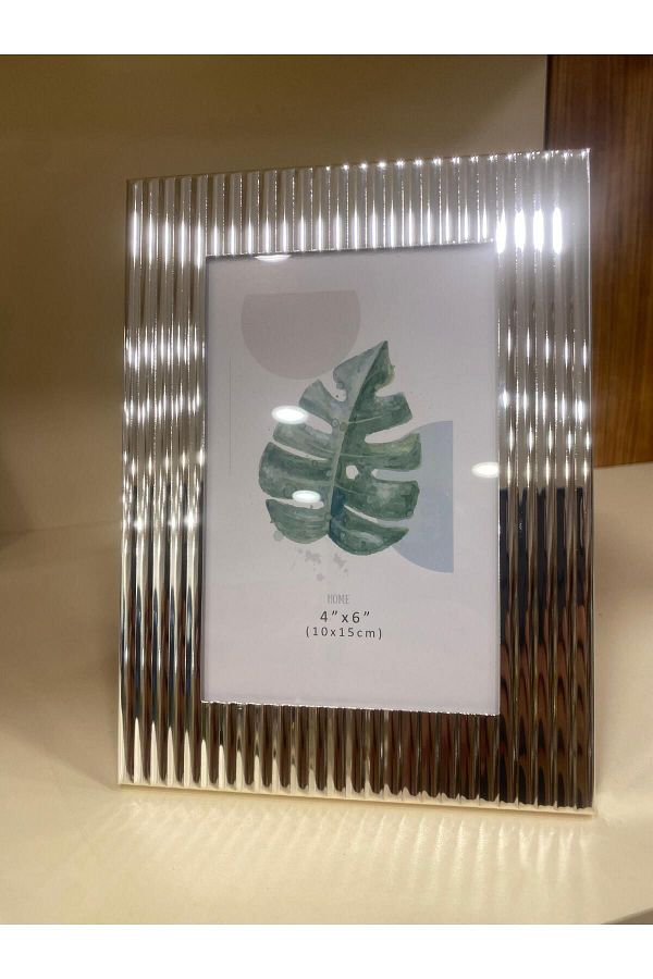 PLUS HOME-Silver Assorted Small Frame - 10x15 1
