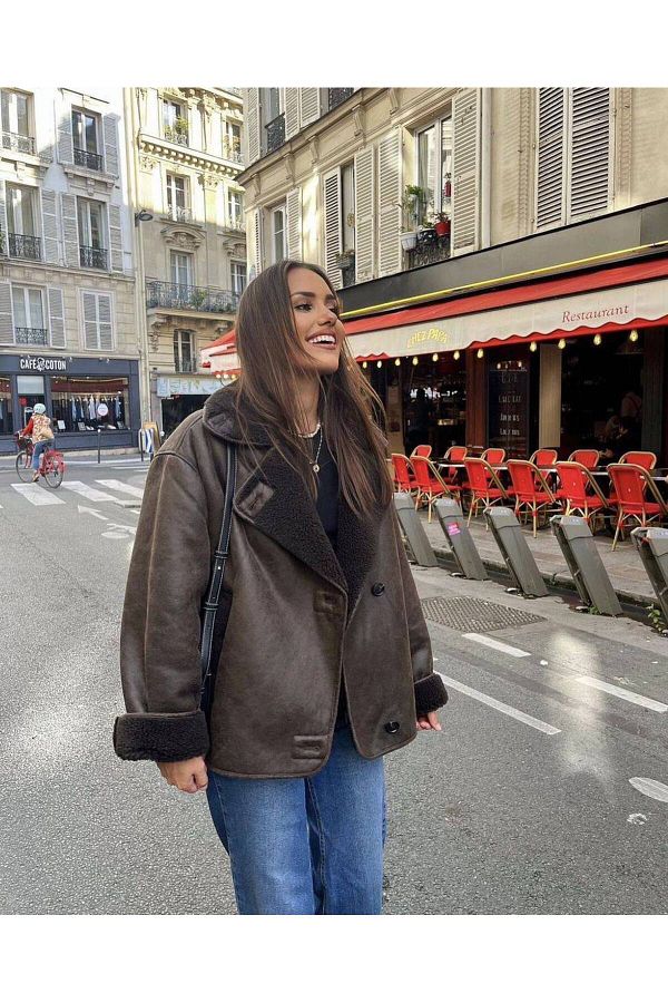 ZF BUTİK-Schwarze Oversize-Damenjacke 1