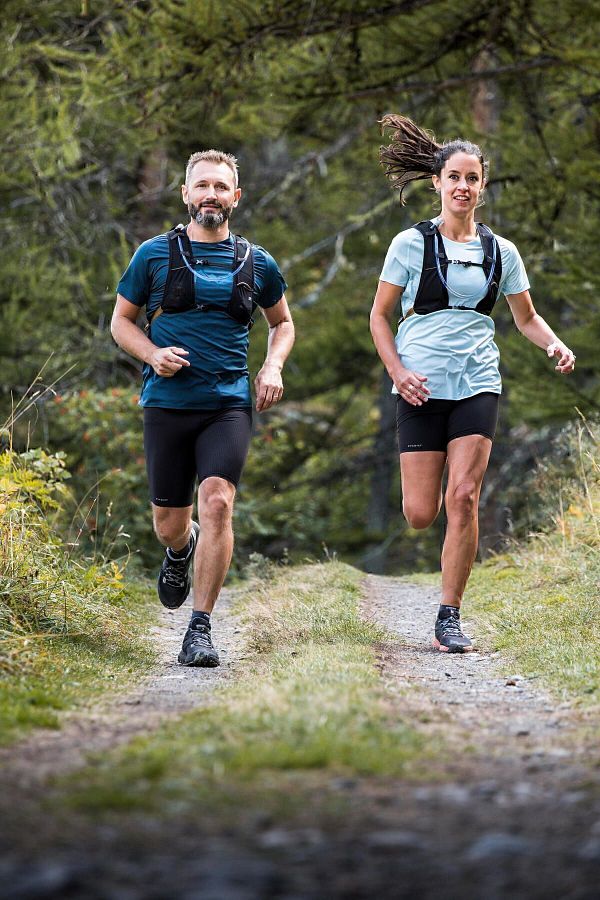 Decathlon trail running backpack store
