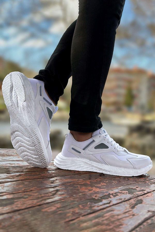 Big white sneakers trend sales