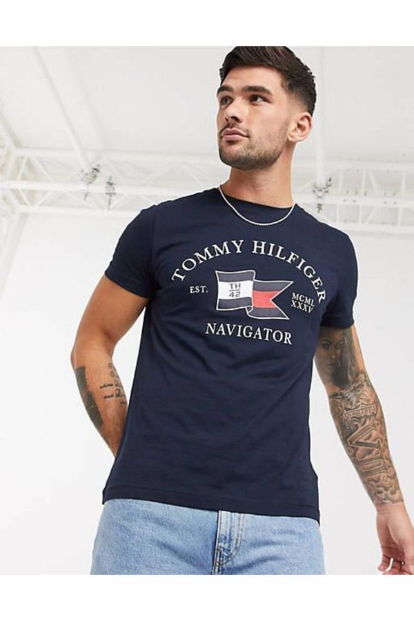 Tommy Hilfiger Navigator Logo Flag Crew Neck Tee Trendyol