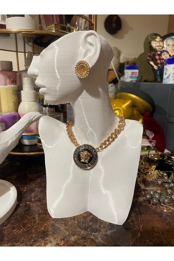 a life in games 20cm Decorative Jewelry Organizer Maken Teshir Stand Stylish Macau Jewelry Necklace Design Trendyol