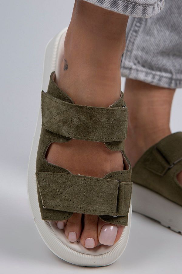 Farah slippers online