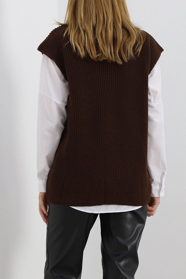 K G foot rest Brown Knitwear Sweater with Side Buttons Trendyol