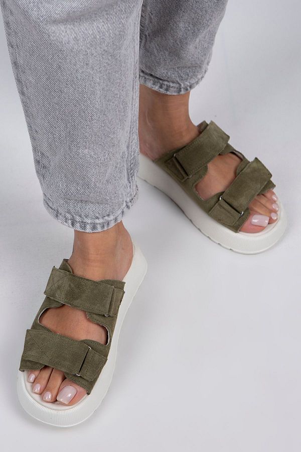 Farah slippers new arrivals