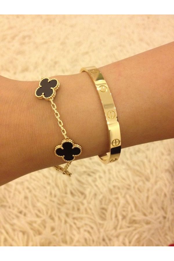 Cartier clover bracelet deals