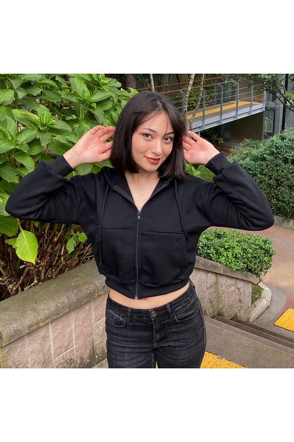 Kostebek Black Crop Top Thick Fabric Zipper Hooded Sweatshirt Trendyol