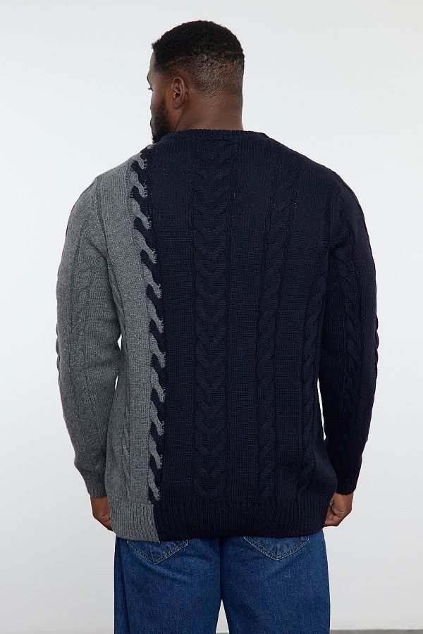 Plus size navy sweater 2025