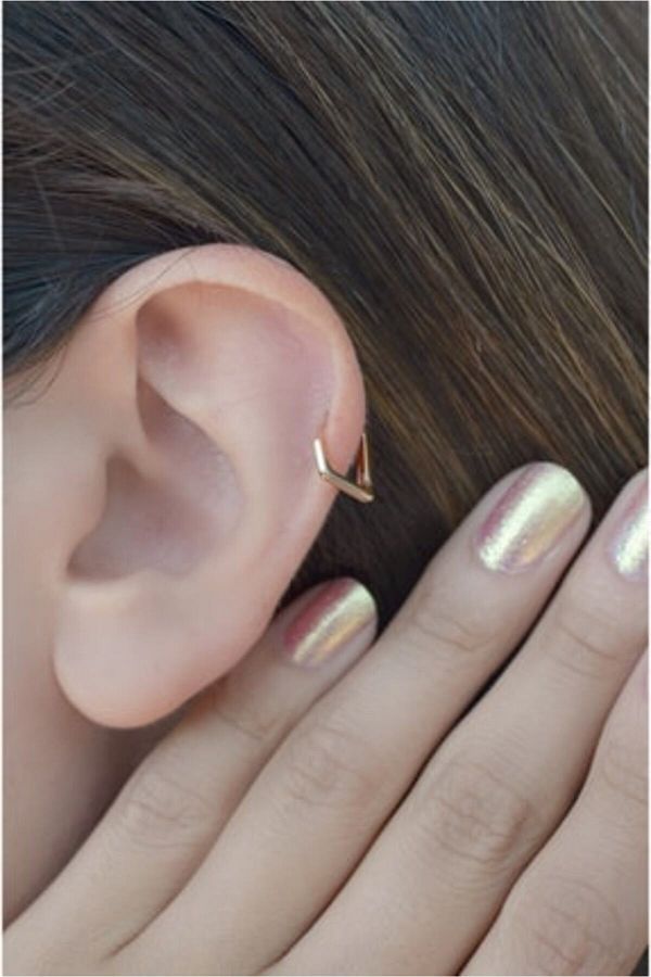 NOVAFACE Std Classic Triangle Piercing Tragus Helix Cartilage Earring Trendyol