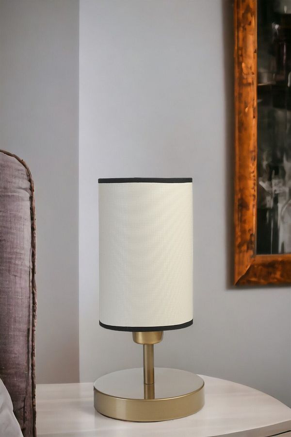 Lumexx-Rumeli Cream Fin Table Lamp with Lampshade 1