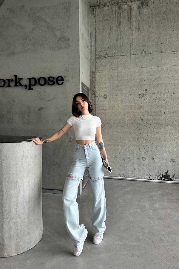 XRAY JEANS Women s Jeansvibe High Waist Shorts with Snap Fastener Wide Leg Ice Blue Jeans Trendyol