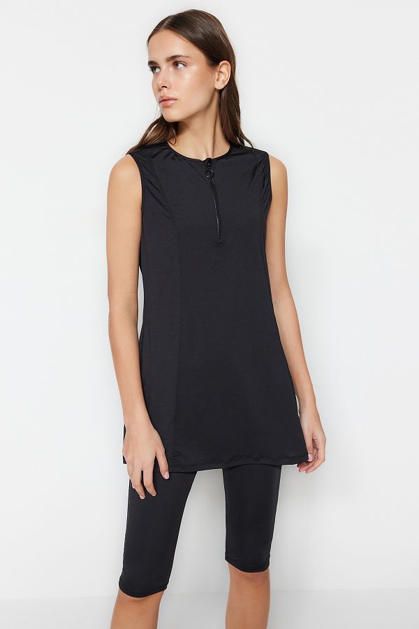 Trendyol Modest-Halbgeschlossenes schwarzes Badeanzug-Set - Reißverschlussdetails TCTSS23CF00004 1