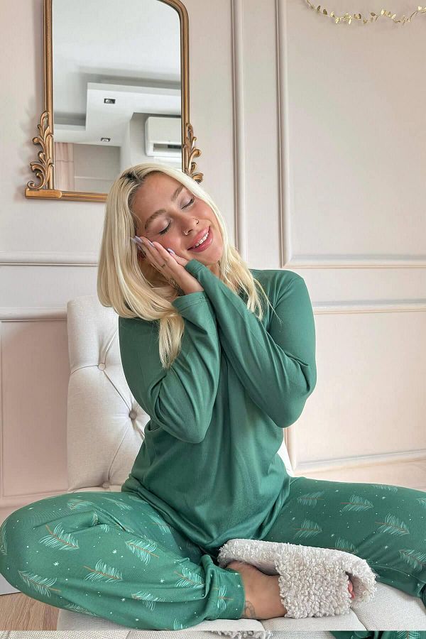Green thermal pajamas shop
