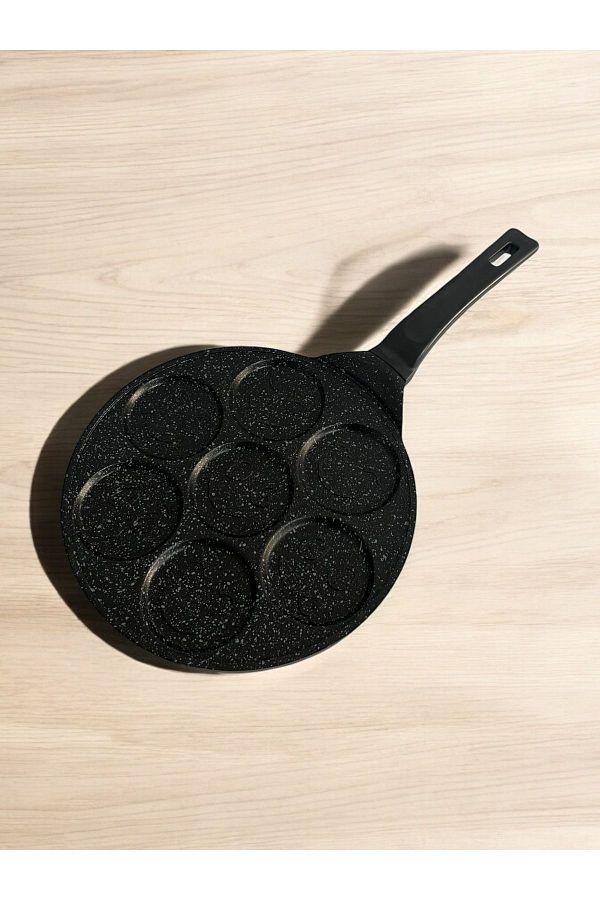 Cem-26 cm Smile Face Cast Panket Pan 1