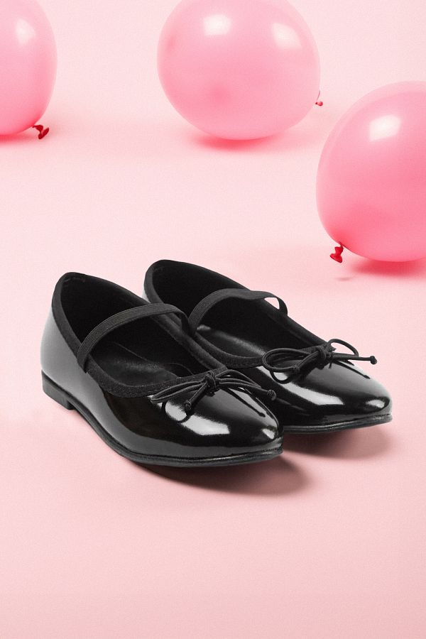 Trendyol Shoes Mary Jane Big Girl Ballerinas mit schwarzer Schleife TAKAW25BE00010 Trendyol