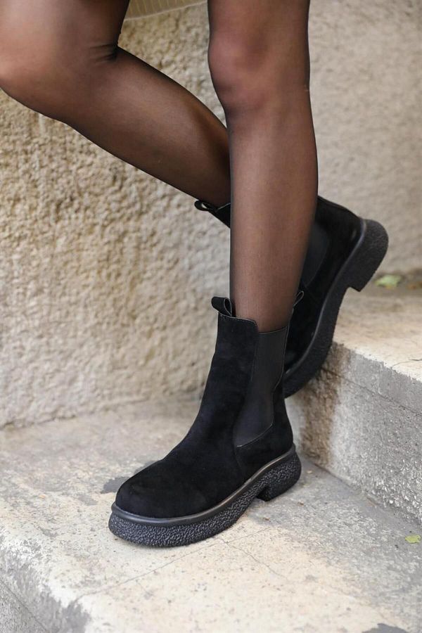 Flat rubber sole boots outlet
