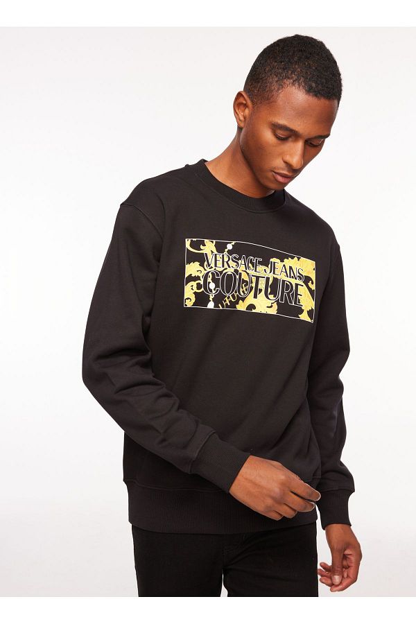 VERSACE JEANS COUTURE Crew Neck Black Men s Sweatshirt 75gaie01cf02e899 Trendyol
