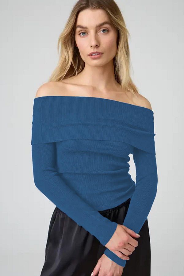 Madmext-Model MG2184 - Pulover tricot cu mânecă lungă cu guler Madonna albastru 1