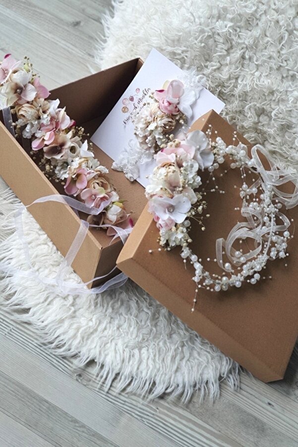 çiğdem kaya design Çiçekli Lohusa Anne Tacı Bebek Saçbandı Ve Anne Elbise Kemeri