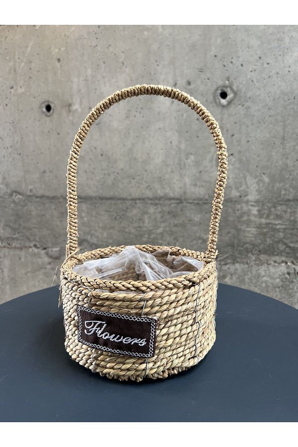 CasaLinda-Small Wicker Round Flower Pot - with Handle 1