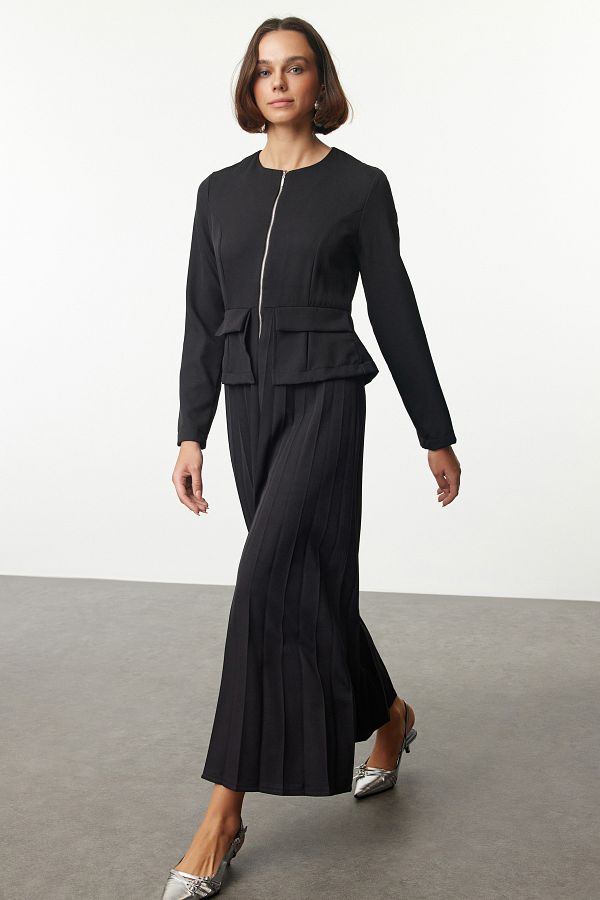 Trendyol Modest-Plissiertes schwarzes gewebtes Kleid - Reißverschlussdetails Tctaw25eb00120 1