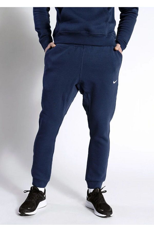 Nike tapered sweats shop