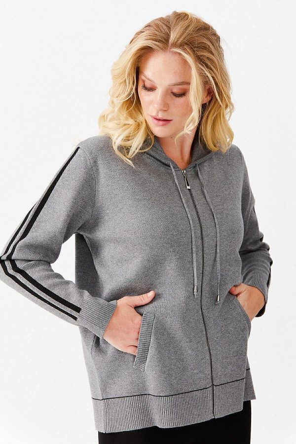 Women's striped sleeve hoodie outlet