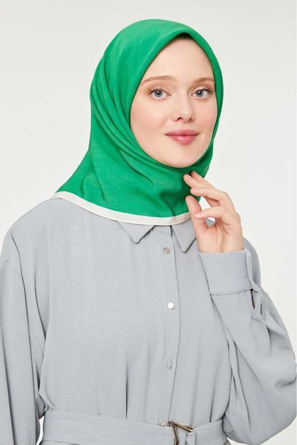 Levidor-Eșarfă Praga - Benetton 1