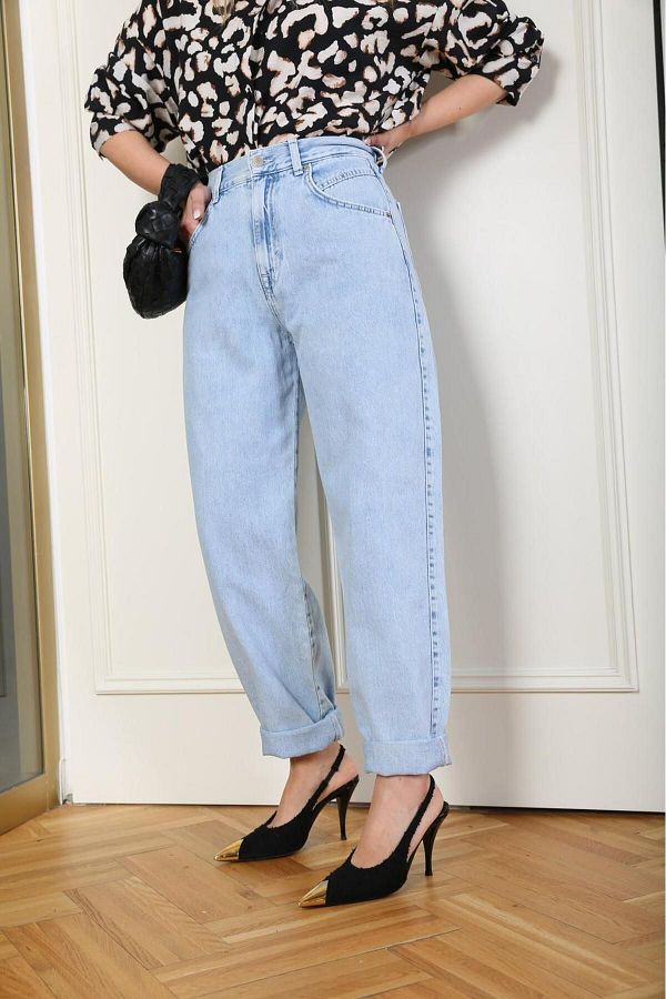 BABUT K women s blue mom jeans long folded Trendyol