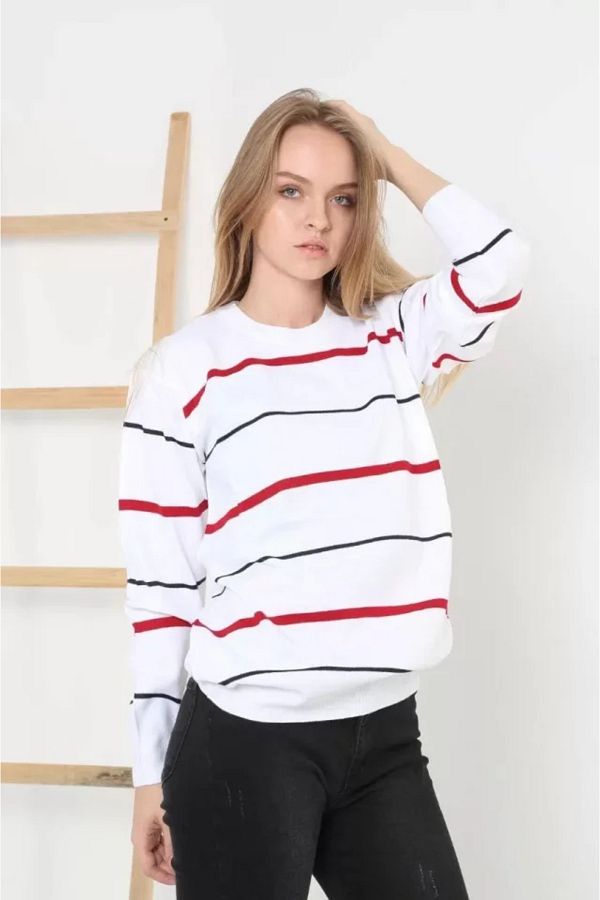 E Nil White Unisex Thin Striped Crew Neck Knitwear Sweater Trendyol