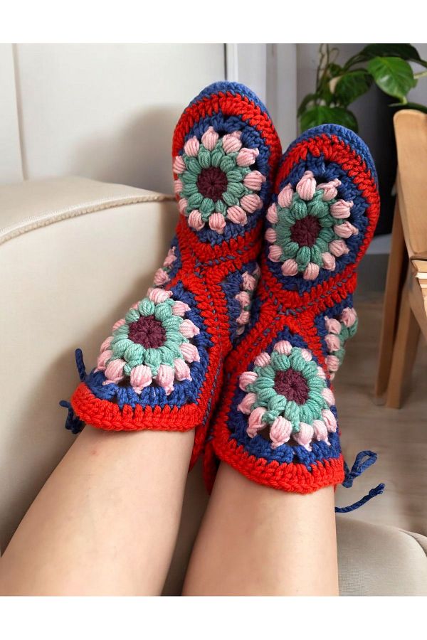 El örgüsü-Hand Knitted Home Boots and Socks - Motif Detailed 1