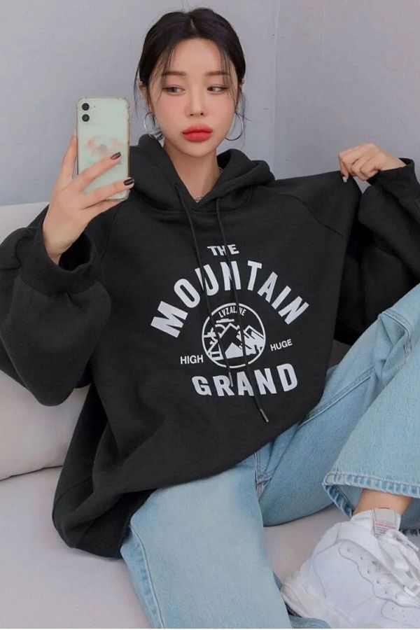 uyguntarz Unisex The Mountain Printed Sweatshirt Trendyol