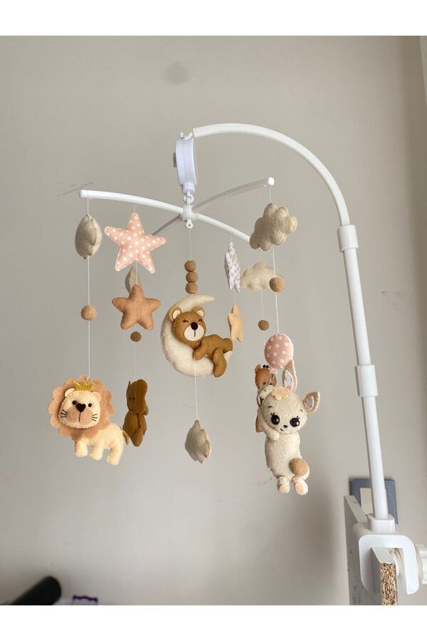 SefDen Lazer Kesim Atölyesi (Müzik - Aparat Dahil)Karışık hayvan figürlü somon el yapımı kız veya erkek bebek beşik dönencesi