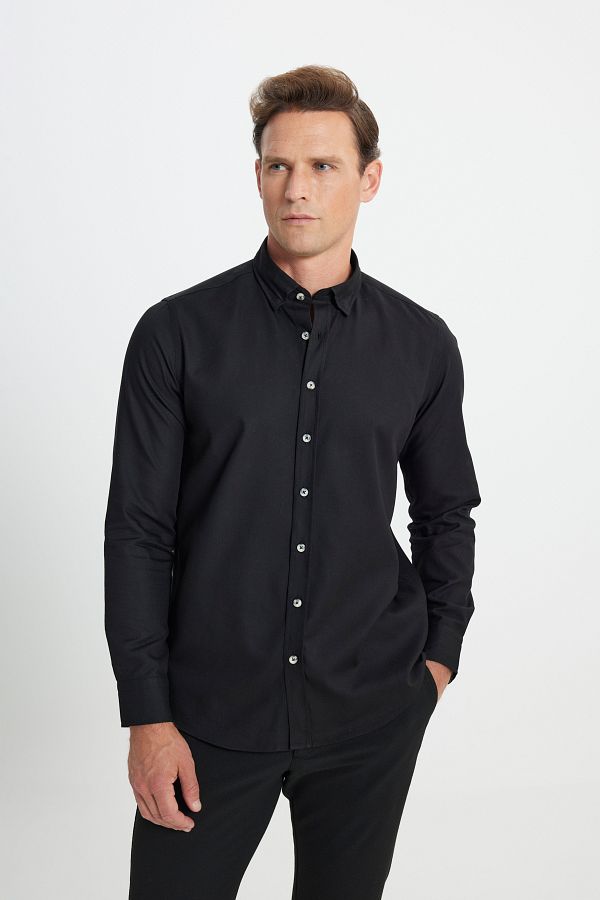 AC&Co / Altınyıldız Classics-Schwarzes Flanell-Oxford-Winterhemd im Slim Fit, geknöpfter Kragen 1