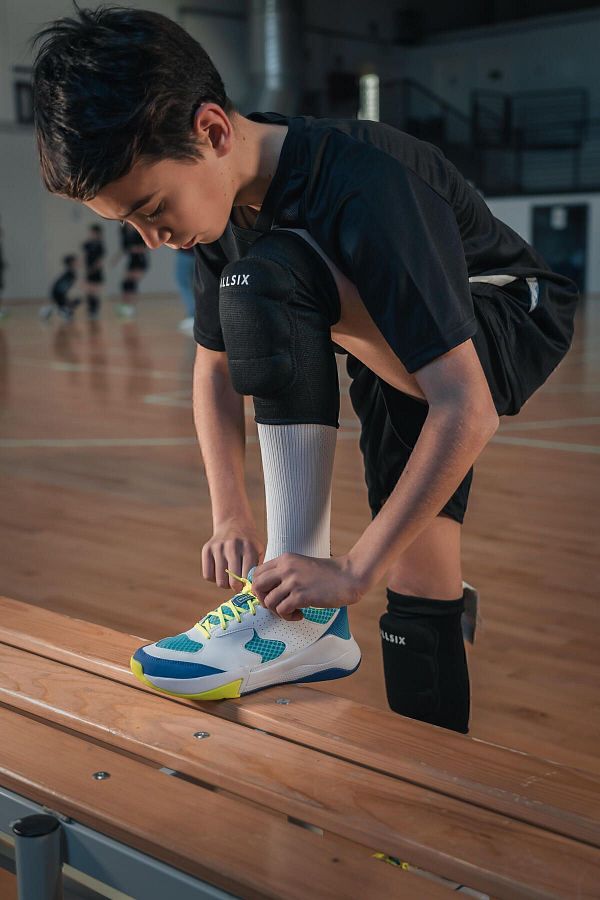 Decathlon White Blue Green Children s Volleyball Shoes Vs100 Confort Trendyol