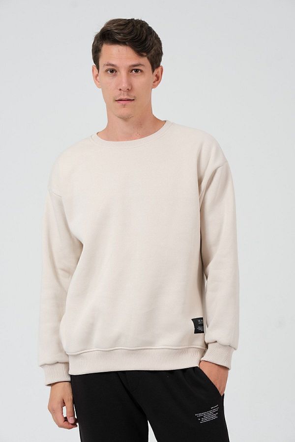 THE RULE Men s Beige Oversize Fit Crew Neck Basic Soft Fuzzy Sweatshirt Trendyol