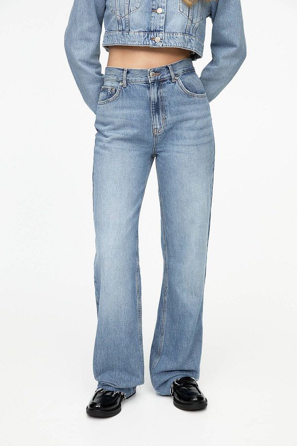 Pull & Bear-Straight Jean 1