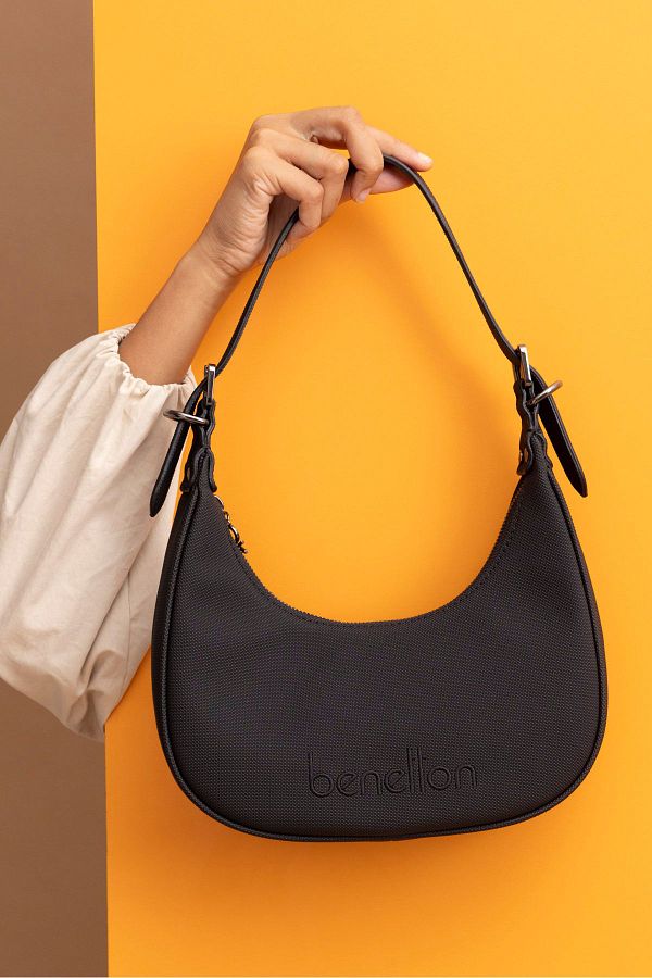 United Colors of Benetton Benetton Women s Black Shoulder Bag Bnt1436